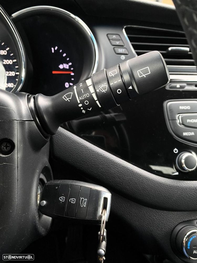 Kia Ceed SW 1.6 CRDi TX Sport - 12