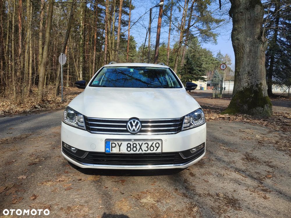 Volkswagen Passat 2.0 TDI Edition 40 DSG - 2