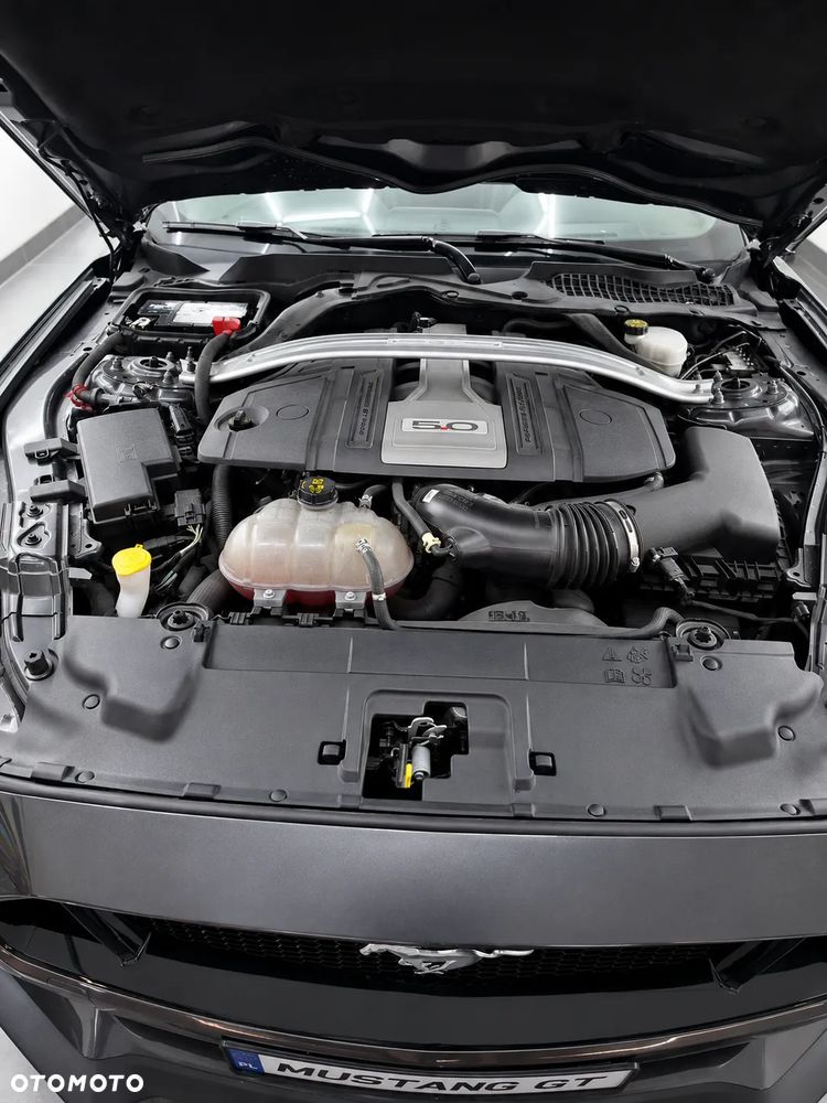 Ford Mustang - 6
