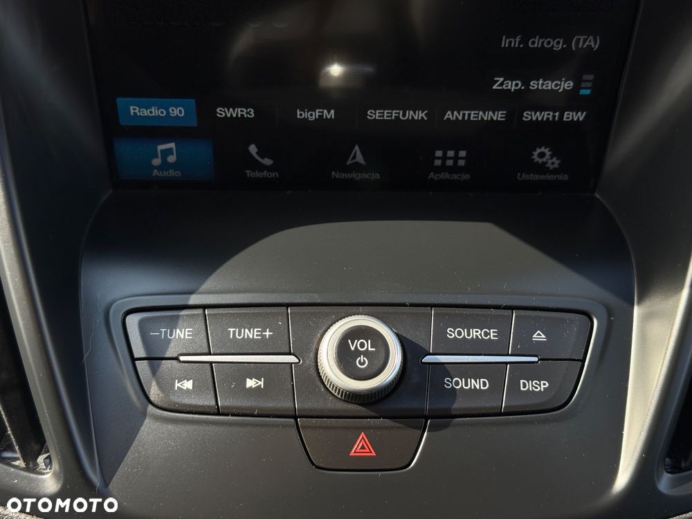 Ford Kuga 1.5 EcoBoost 2x4 Titanium - 22