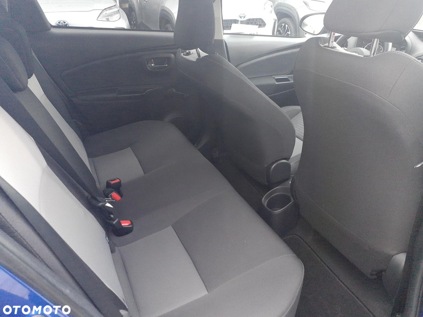 Toyota Yaris 1.5 Premium CVT - 12