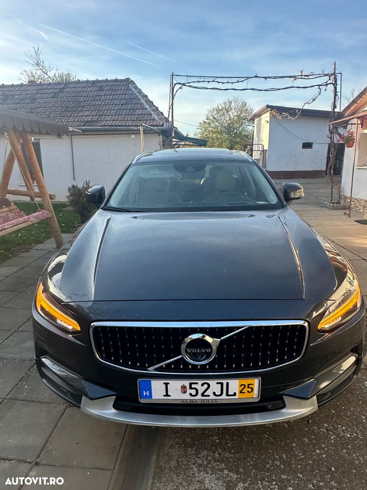 Volvo V90 Cross Country D4 AWD Geartronic - 3