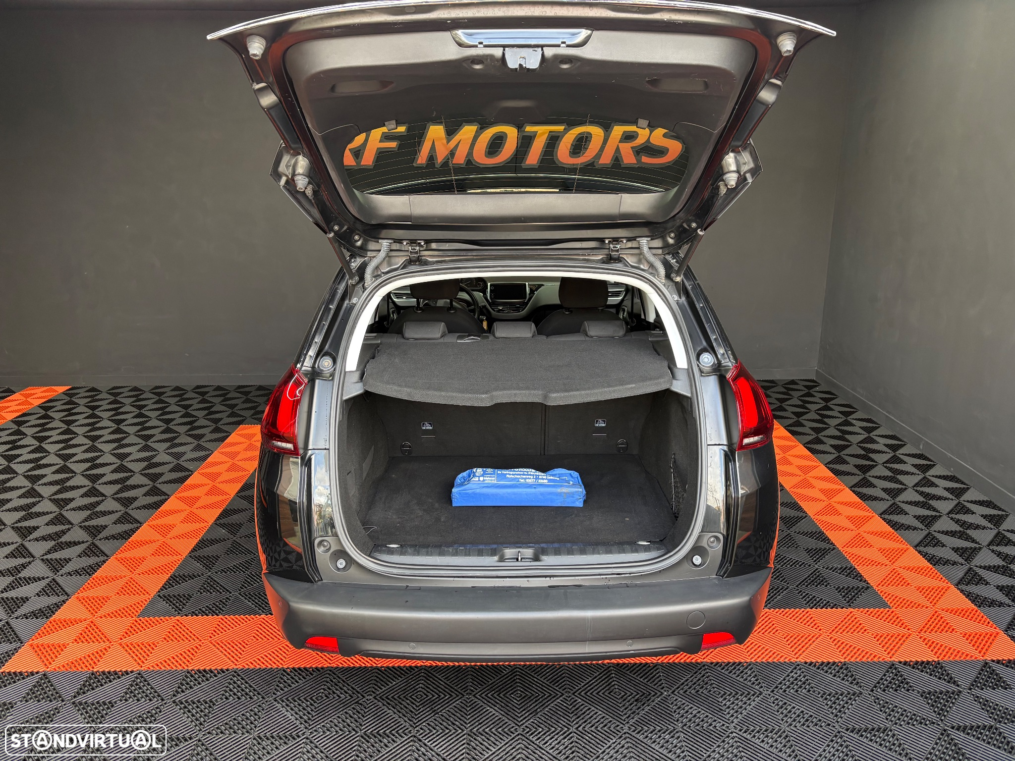 Peugeot 2008 1.5 BlueHDi Style - 26