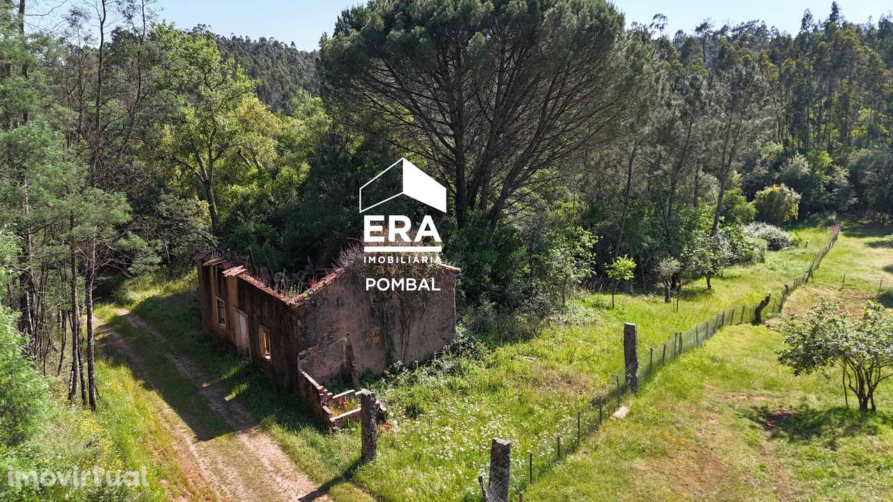 Moradia para recuperação, localizada em Alvaiázere - Grande imagem: 2/17