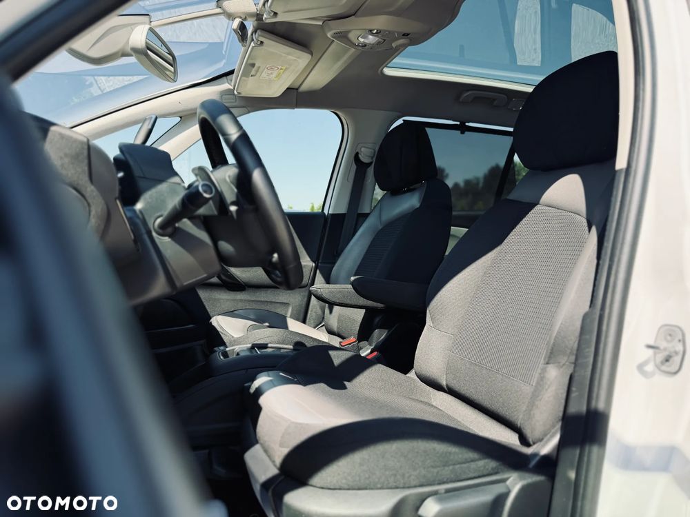 Citroën C4 Grand Picasso 2.0 HDi FAP EGS6 (7-Sitzer) Exclusive - 31