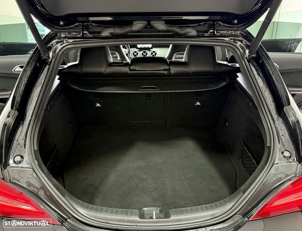 Mercedes-Benz CLA 180 7G-DCT AMG Line - 33