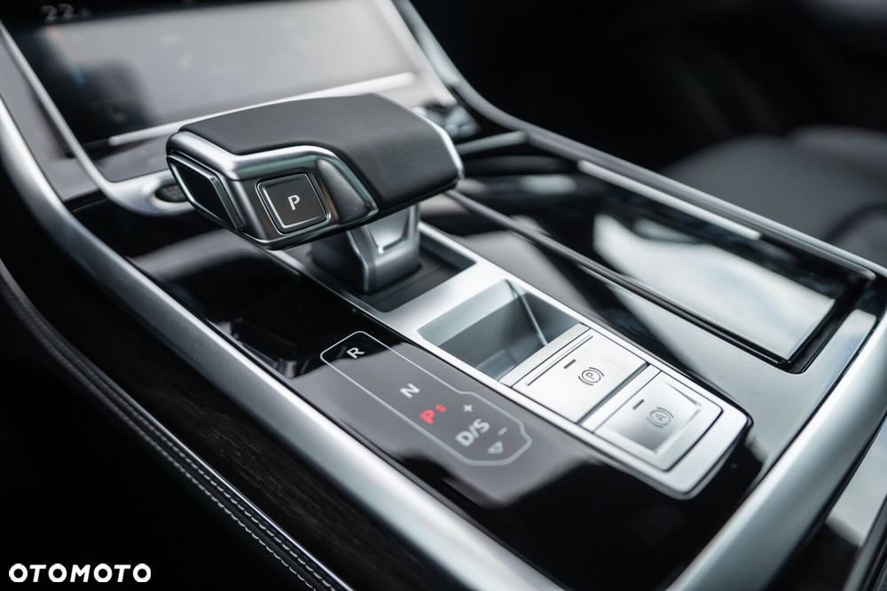Audi Q8 - 31