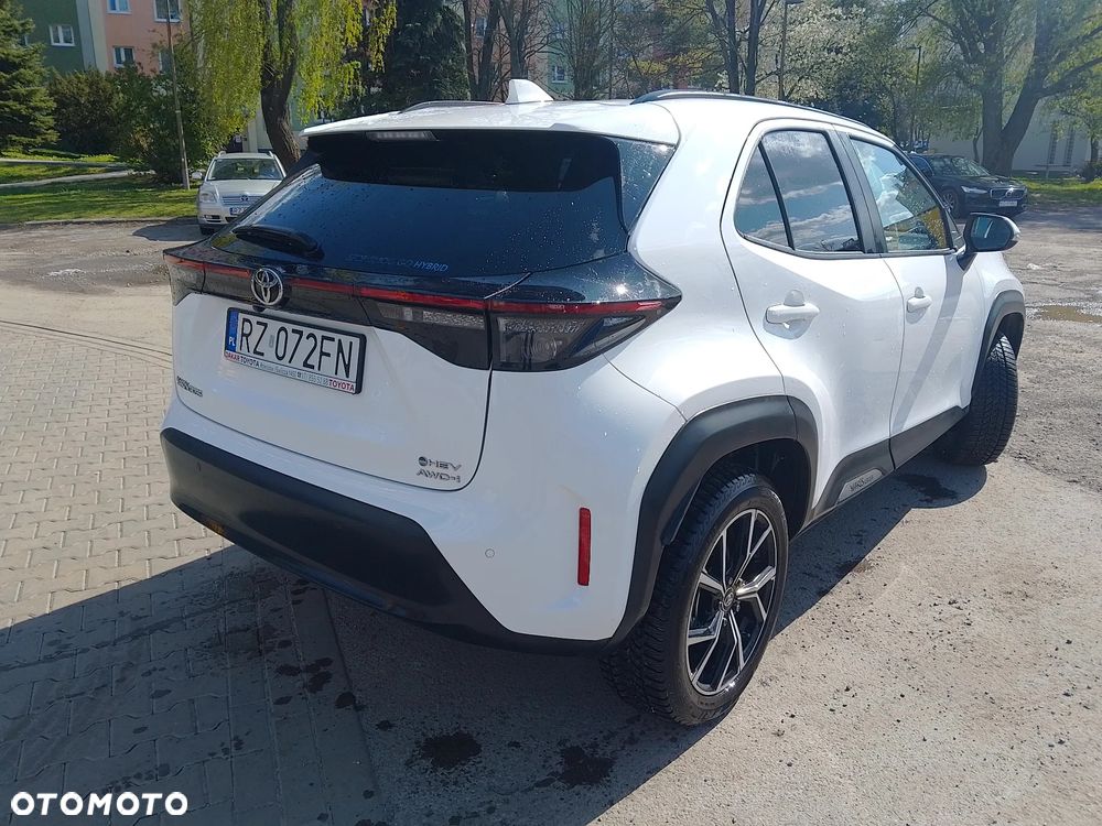 Toyota Yaris Cross Hybrid 1.5 Style AWD - 2