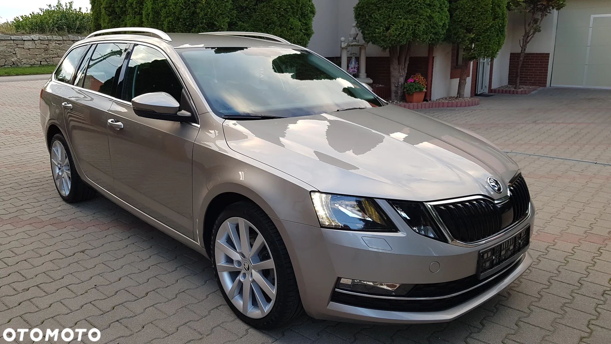 Skoda Octavia 1.5 TSI ACT Ambition DSG - 1