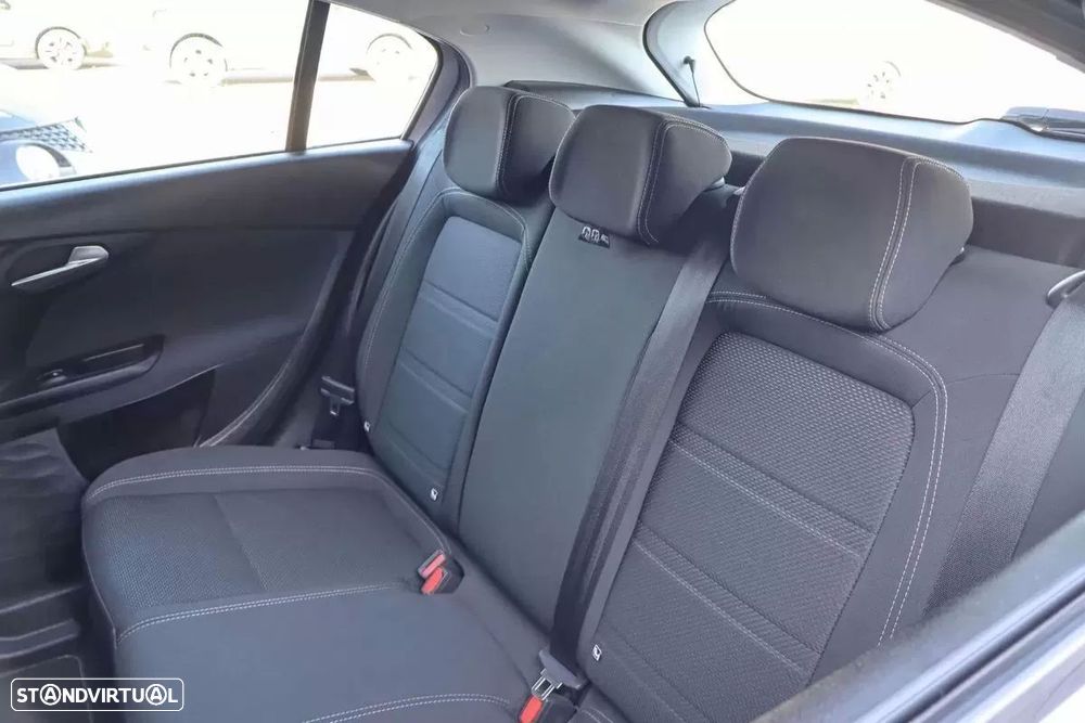 Fiat Tipo 1.3 MultiJet Life — fotografia 2