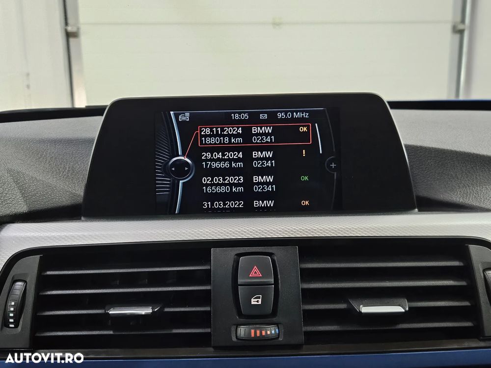 BMW Seria 3 320d Sport Line - 23