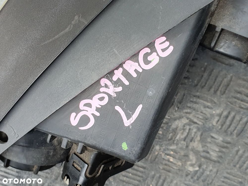 Lampa przednia LEWA LEWY  przód Kia Sportage III 3 soczewka led cała  HOMOLOGACJA E13 - 3