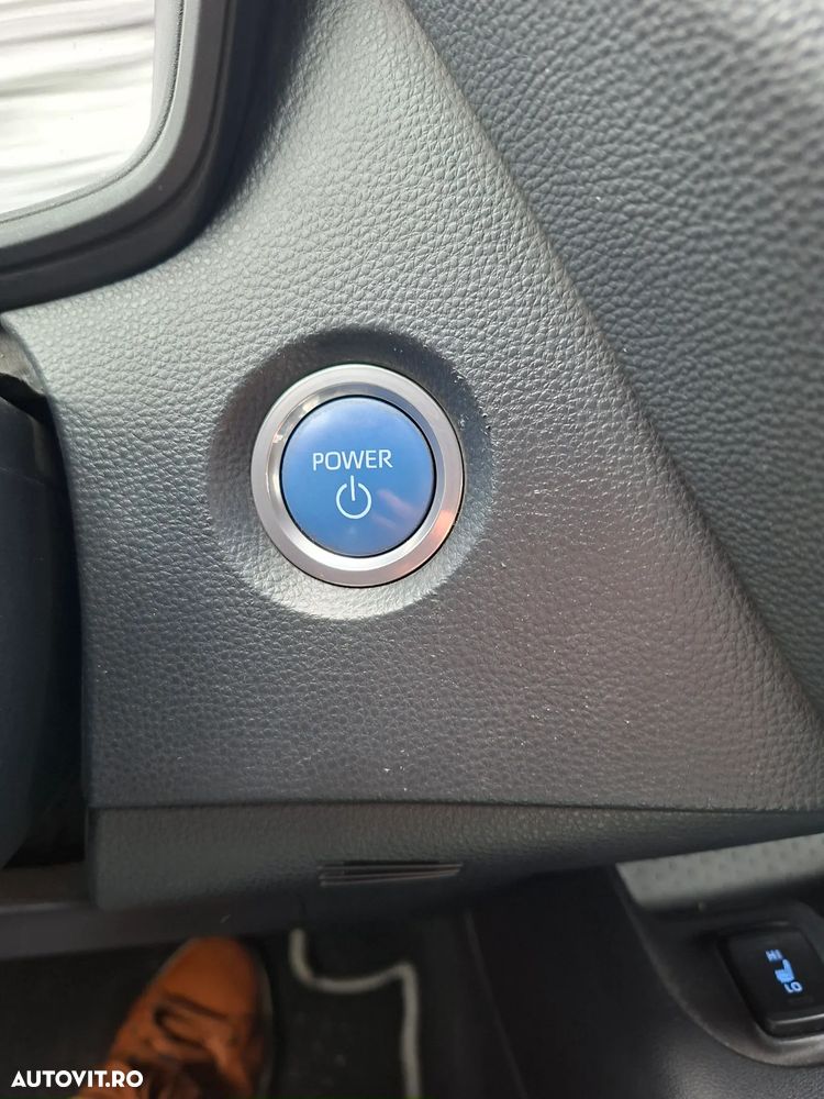 Toyota Corolla 1.8 Hybrid - 31