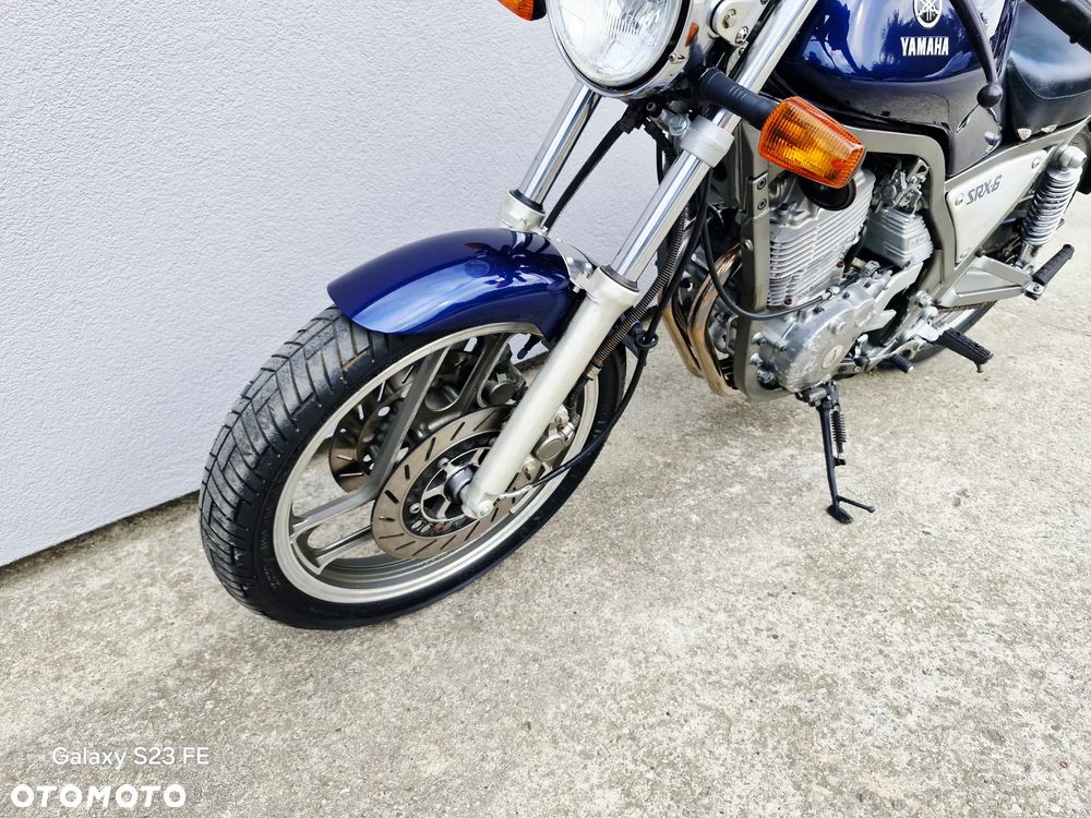 Yamaha SRX - 8