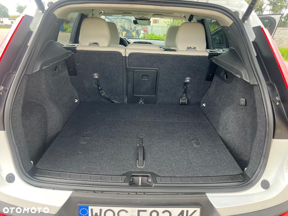 Volvo XC 40 B5 AWD Ultimate Bright - 23