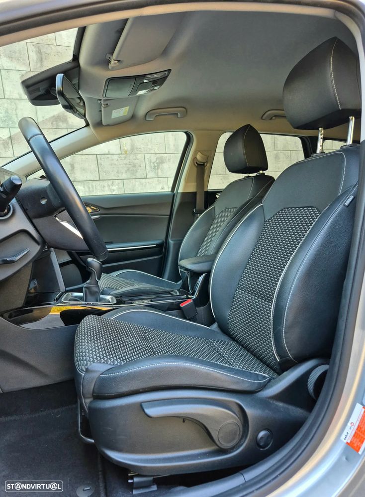 Kia Ceed SW 1.0 T-GDI Sport - 12