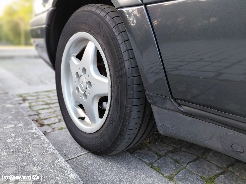 Mercedes-Benz C 200 D Elegance - 10