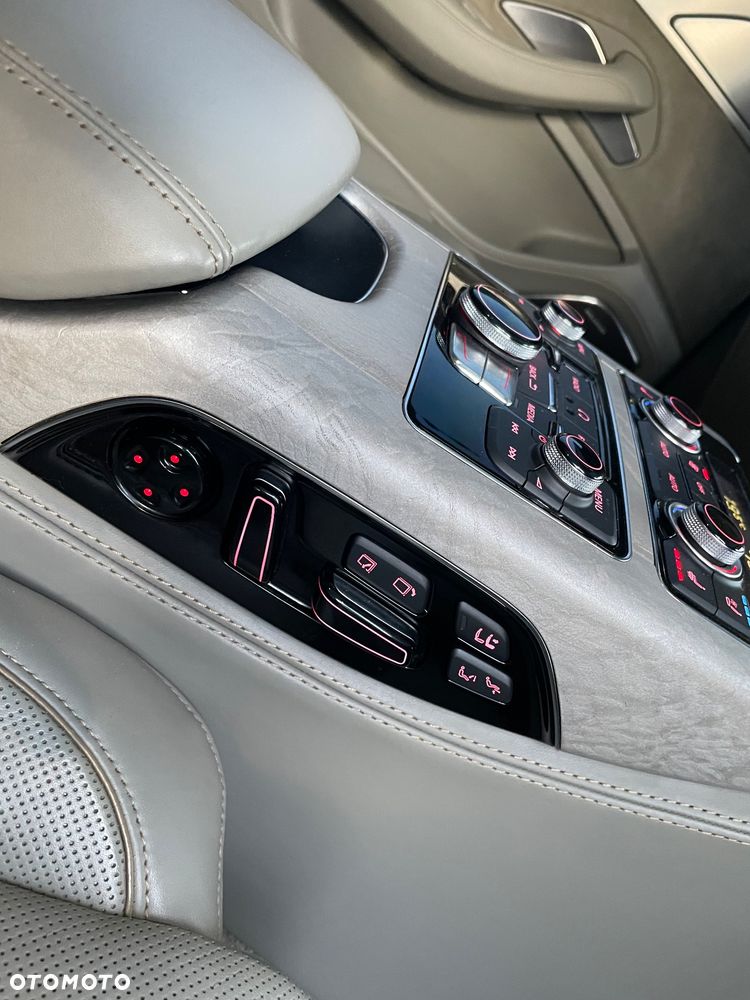 Audi A8 4.0 TFSI cylinder on demand quattro tiptronic Lang - 37