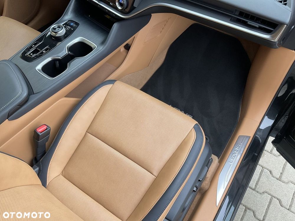 Lexus RZ 450e Prestige DIRECT4 - 10