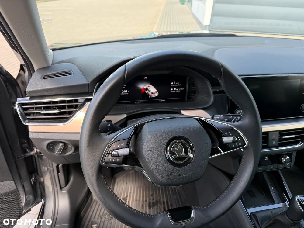 Skoda Kamiq 1.0 TSI Style - 8