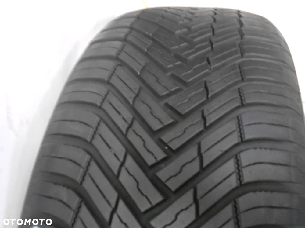 OPONA POJEDYNKA  235/55R19 NEXEN NBLUE 4SEASON 2 DOT 1824 7.7MM - 2