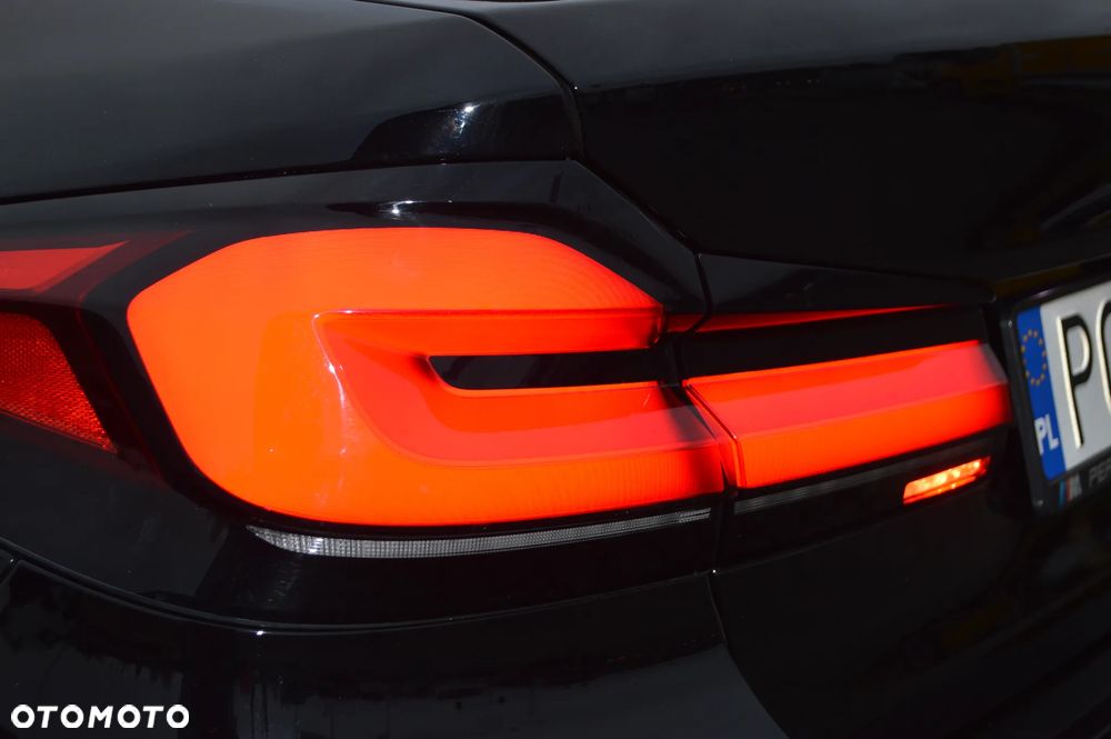 BMW Seria 5 518d Business Edition sport - 25