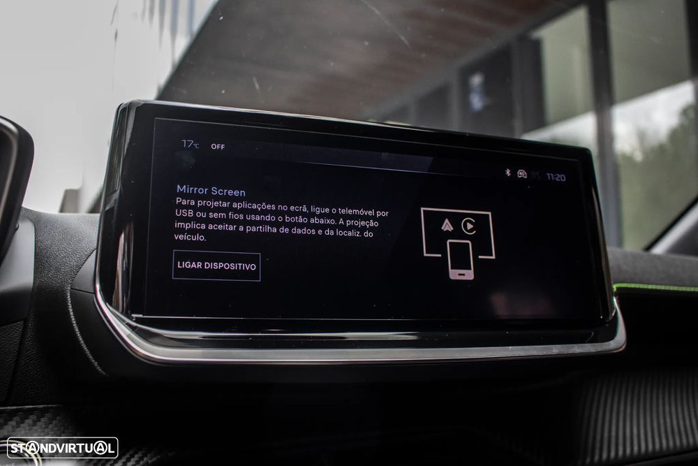 Peugeot 208 1.2 Hybrid GT e-DCS6 - 39