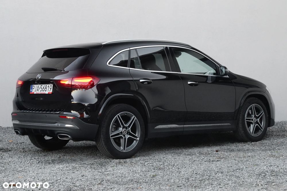 Mercedes-Benz GLA 200 d 4-Matic AMG Line 8G-DCT - 4