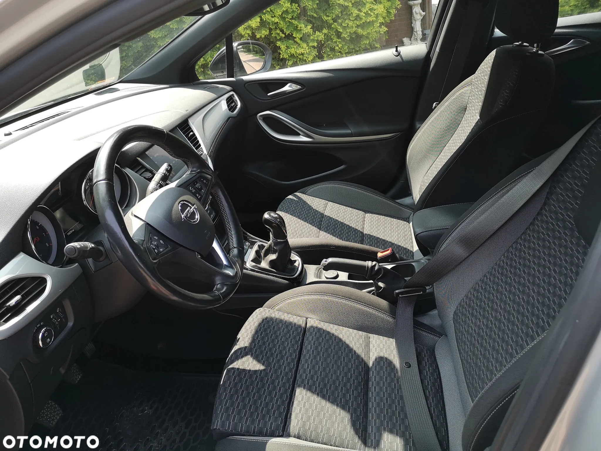 Opel Astra V 1.2 T Business Elegance S&S - 7