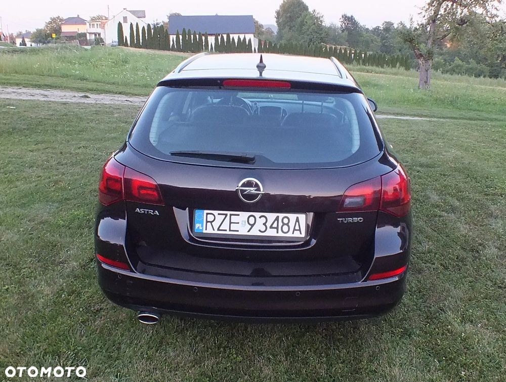 Opel Astra 1.4 Turbo - 12