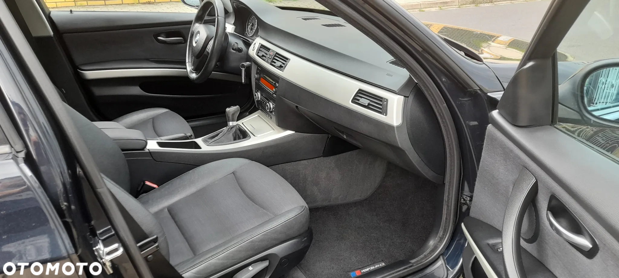 BMW Seria 3 318i Edition Exclusive - 7