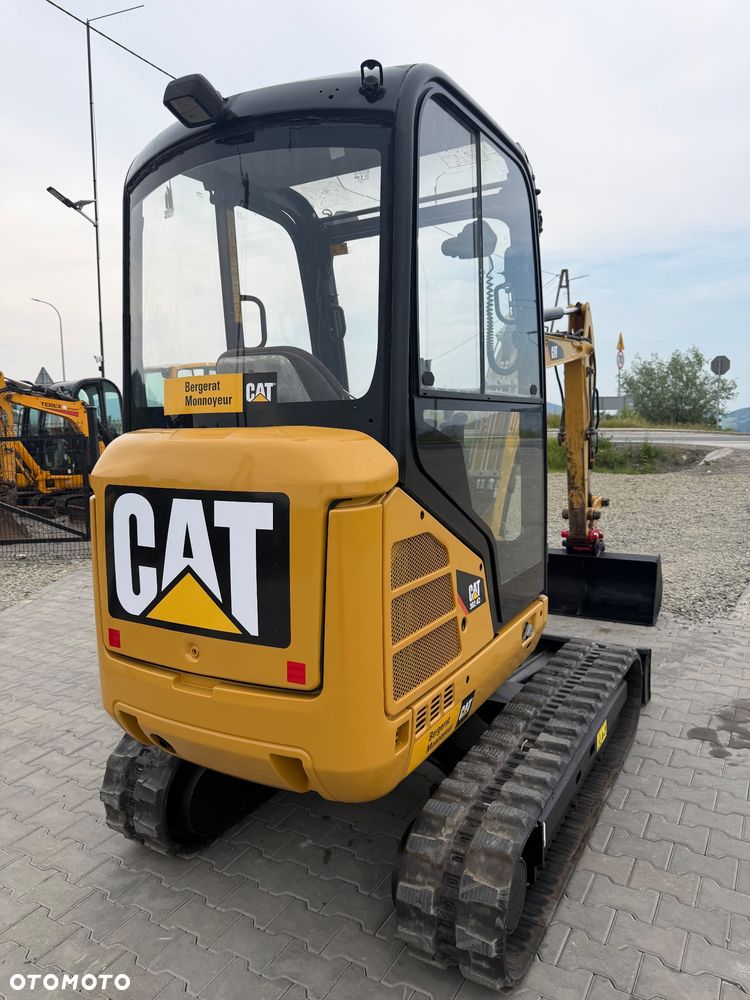 Caterpillar 302.4 D - 1