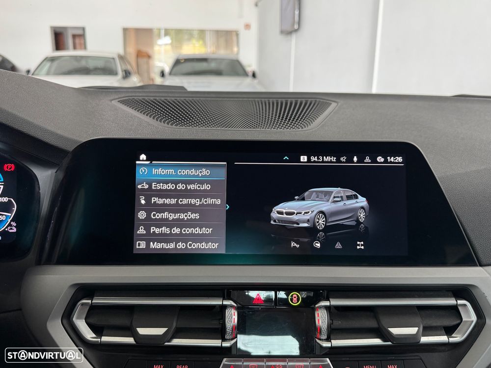 BMW 330 e Pack M Auto - 23