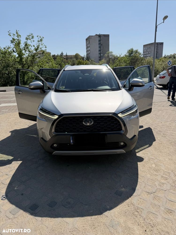 Toyota Corolla 2.0 HSD Exclusive - 6