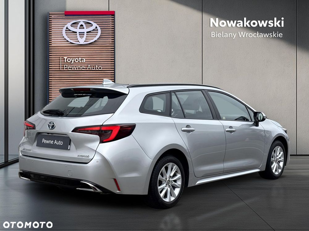 Toyota Corolla 1.8 Hybrid Comfort - 29