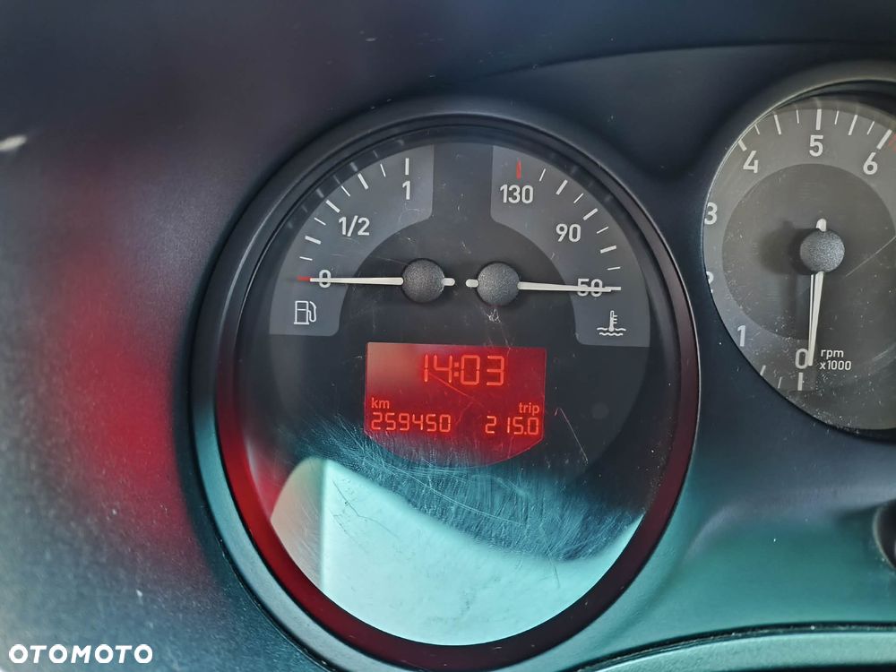 Seat Leon 1.6 Reference - 9