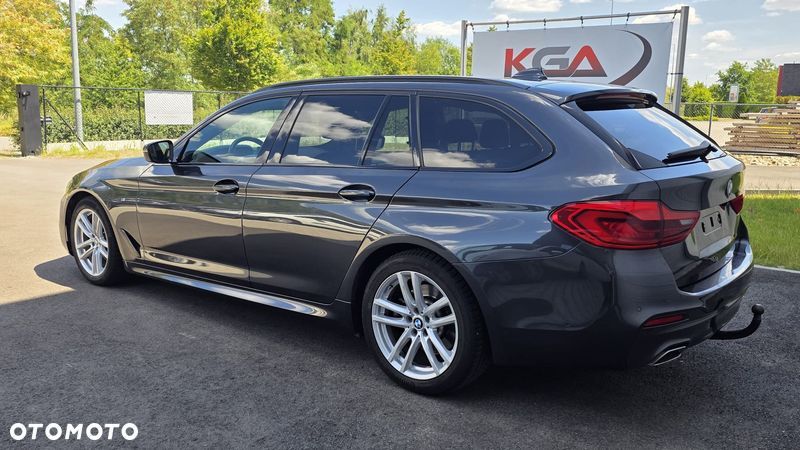 BMW Seria 5 520d xDrive M Sport Edition - 16
