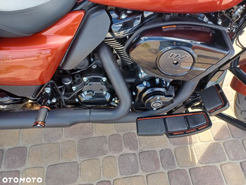 Harley-Davidson Touring Road Glide - 6