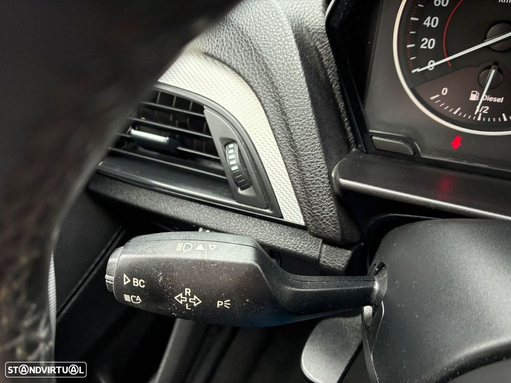 BMW 116 d Pack M - 24