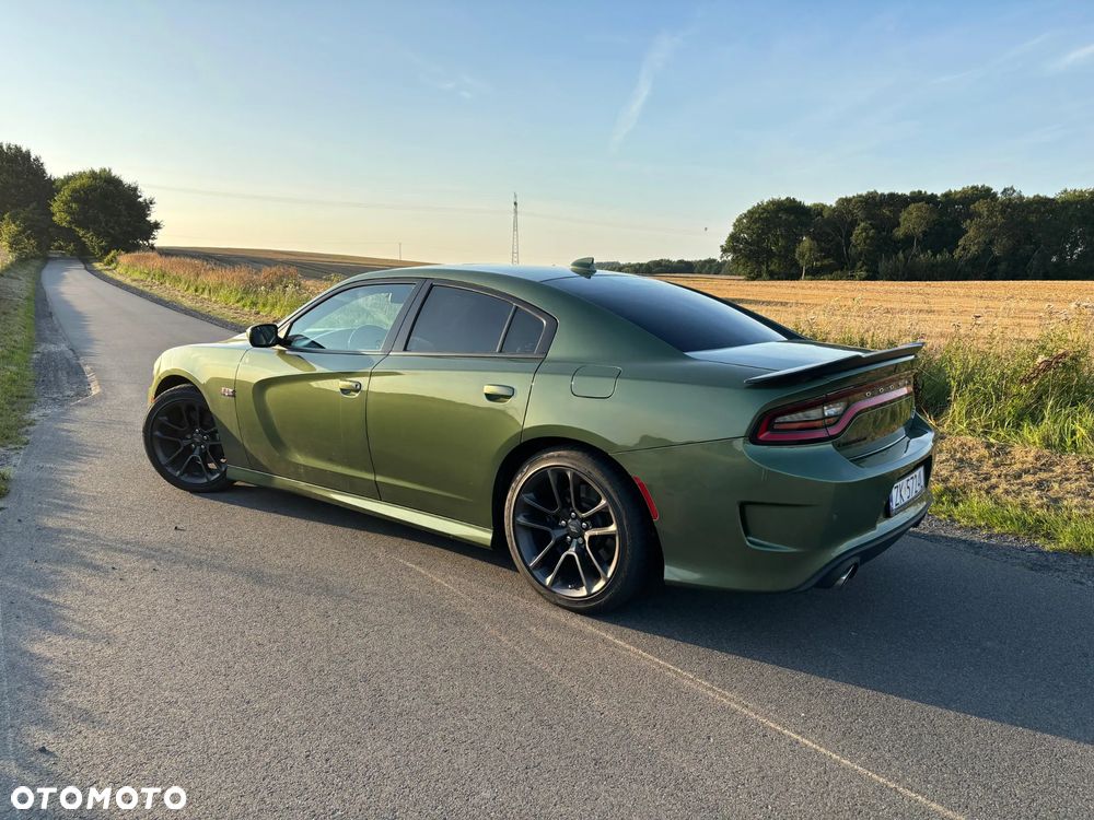 Dodge Charger 6.4 Scat Pack - 4