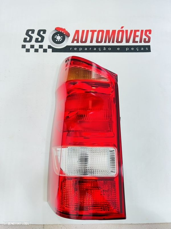 Farolim Farol Traseiro Esq. / Dto. Mercedes Vito V W447 - 2