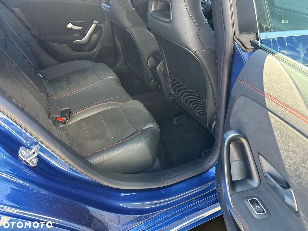 Mercedes-Benz CLA 200 mHEV 7G-DCT - 16