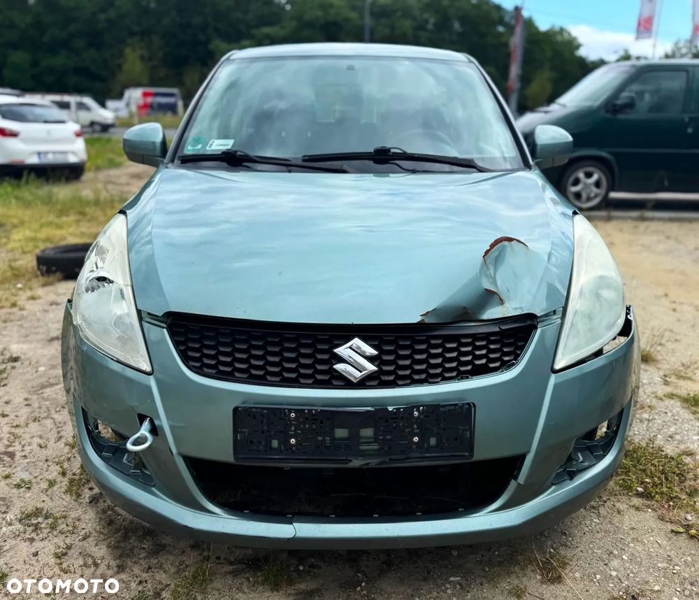 Suzuki Swift - 6