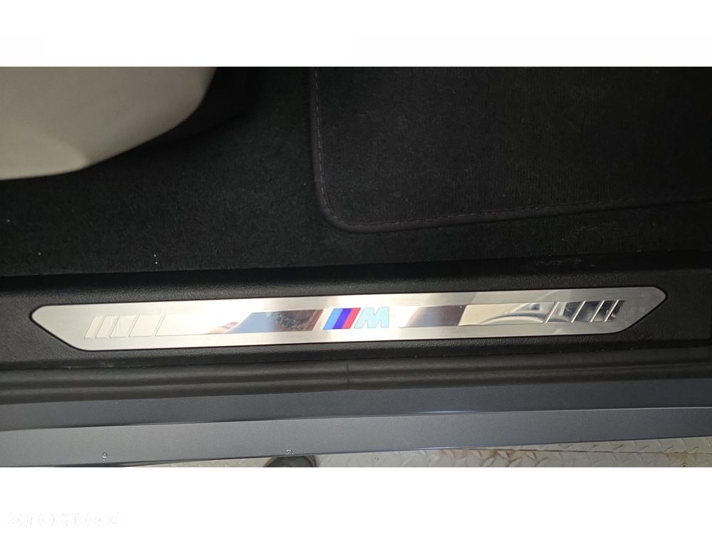BMW X6 - 28
