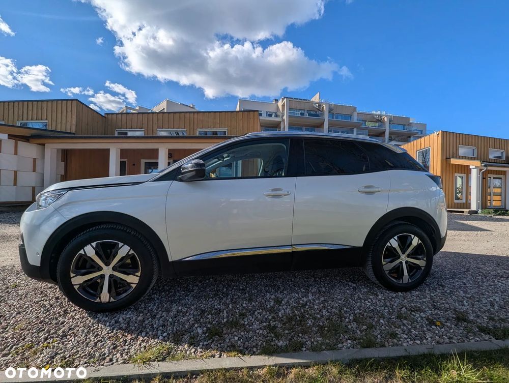 Peugeot 3008 1.2 PureTech Allure S&S - 3