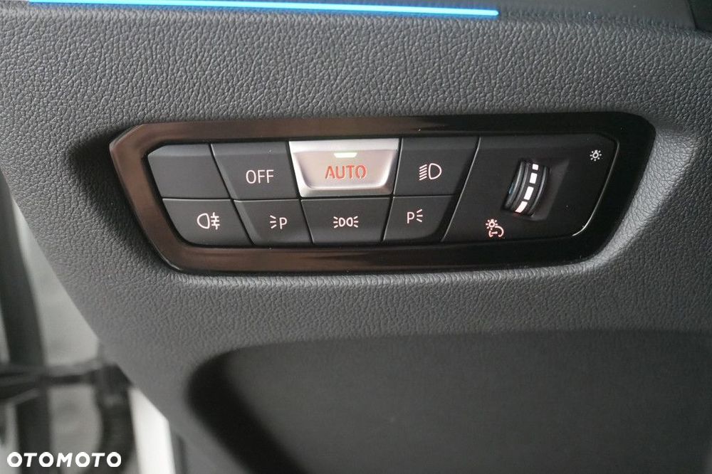 BMW i4 - 32