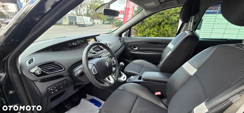 Renault Scenic 1.9 dCi Luxe Privilege - 32