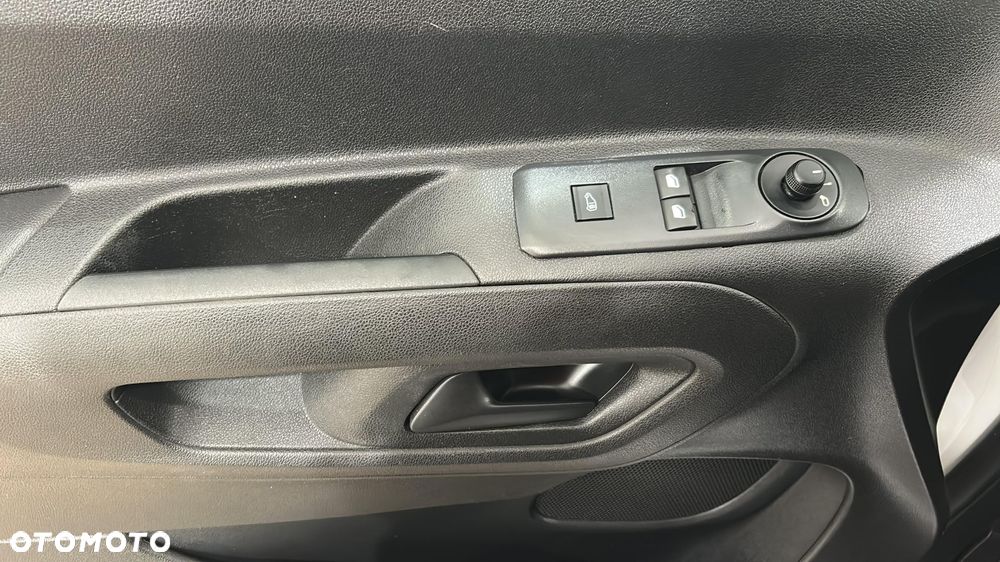 Toyota Proace City - 14