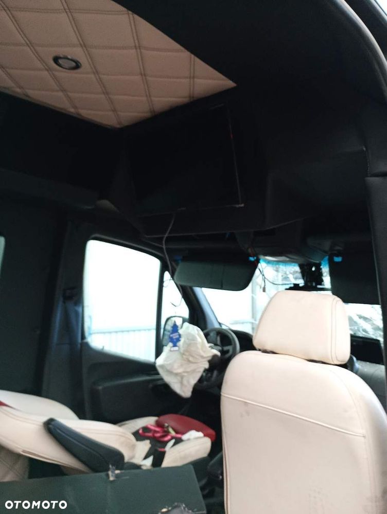 FOTELE KANAPA BOCZKI KOMPLET ZABUDOWA BUS MERCEDES-BENZ SPRINTER 3,5-t Tourer Bus (B907) 2018 - 2022 - 5