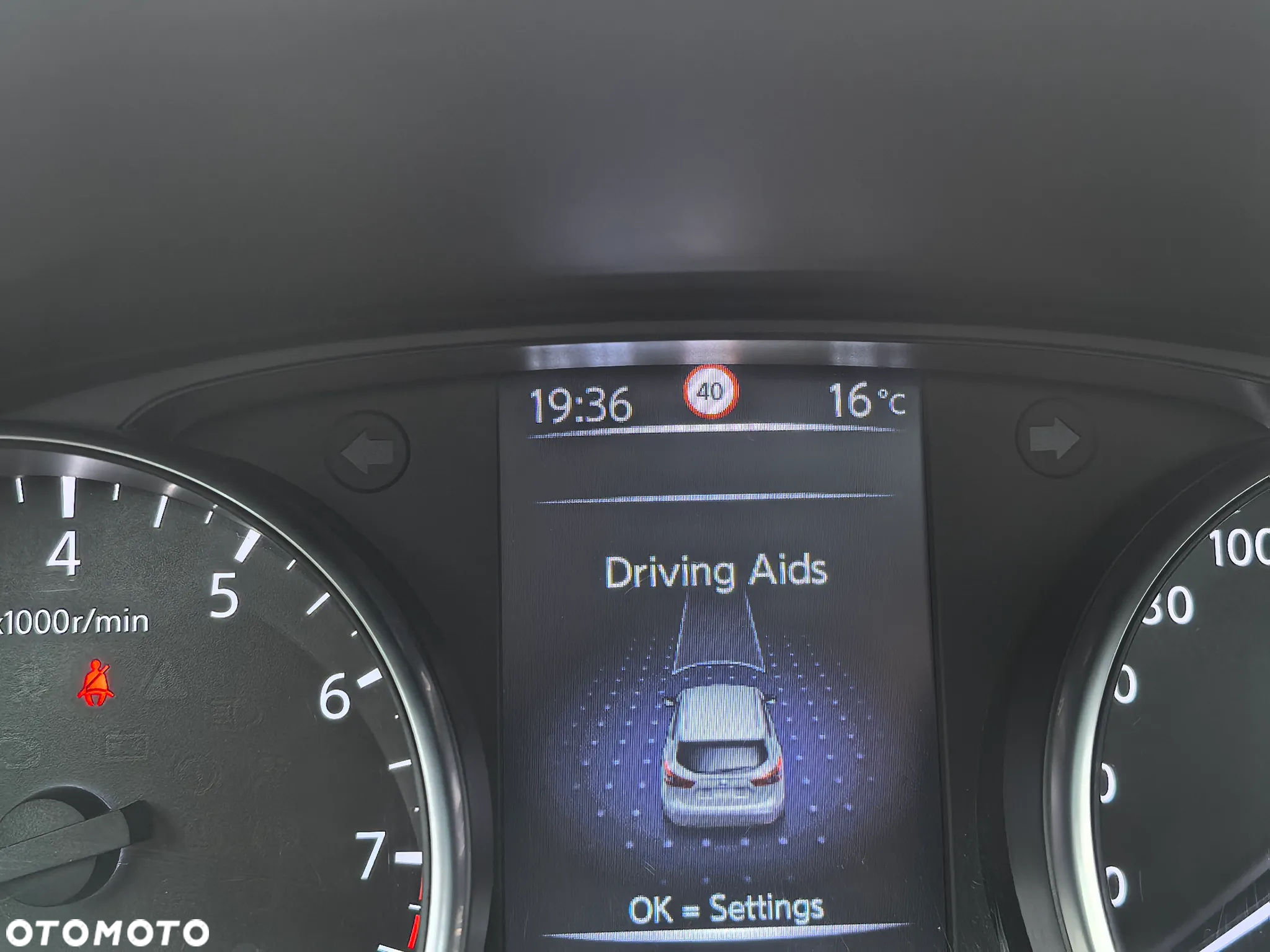 Nissan Qashqai 1.6 DIG-T N-Connecta - 30